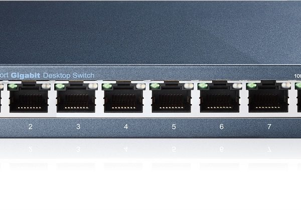 TP-LINK Switch TL-SG108, 8 port, 10/100/1000 Mbps, Steel Case